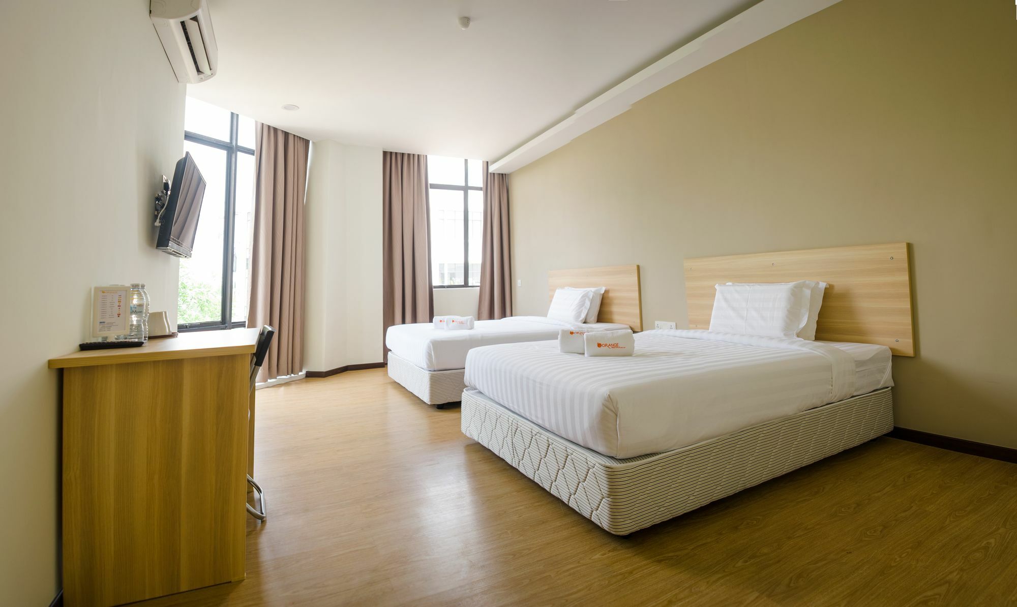 1Orange Hotel Sri Petaling Kuala Lumpur Esterno foto